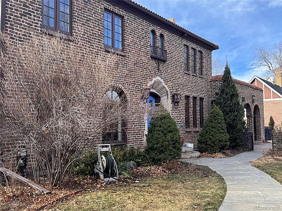 3rd image of 5335 E 17th Avenue Parkway