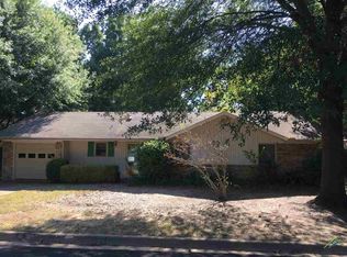 205 Red Bird Ln, Mt Vernon, TX 75457