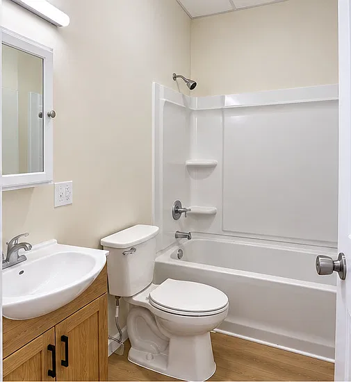 2 bed, $1,350 — Photo 3