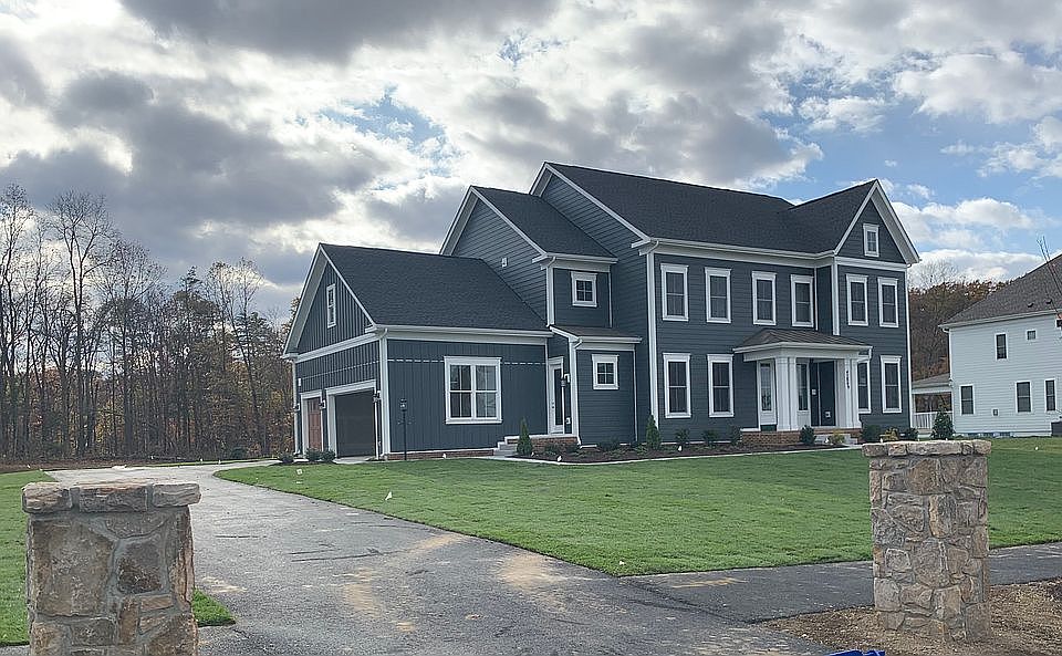 1st image of 42809 Souther Dr