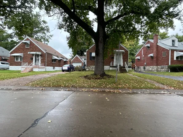 2117 Fairhaven Dr, Saint Louis, MO 63136