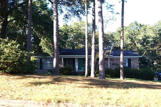 1st image of 5404 Windmill Dr