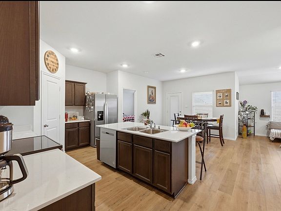 3rd image of 6535 Sand Dune Way