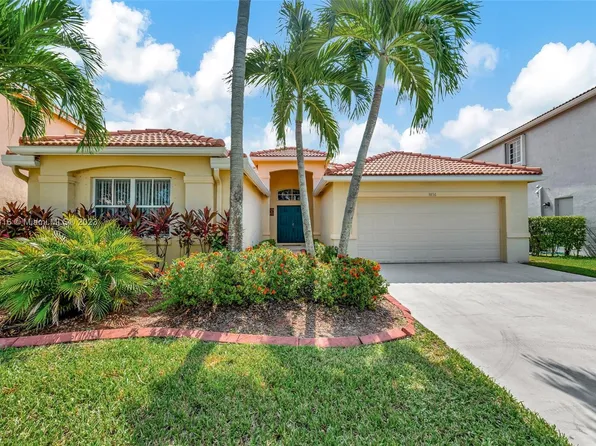 3856 Falcon Ridge Cir, Weston, FL 33331