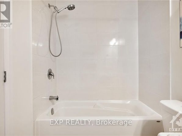 450 Via Verona Ave #A, Ottawa, ON K2J 6B3