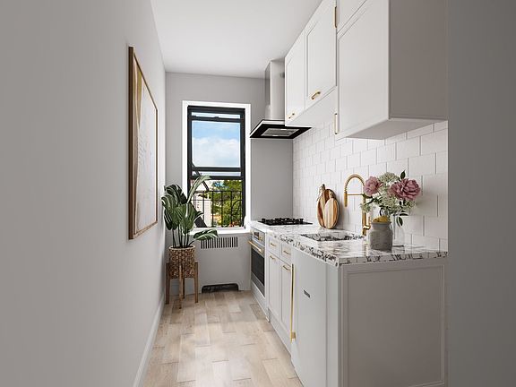 5th image of 30-83 Crescent St #2C