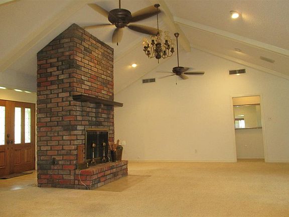 3rd image of 13595 Chimney Rock Dr