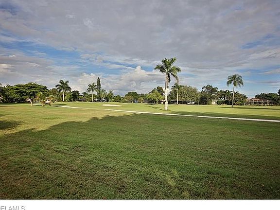 4th image of 5325 Shalley Cir E