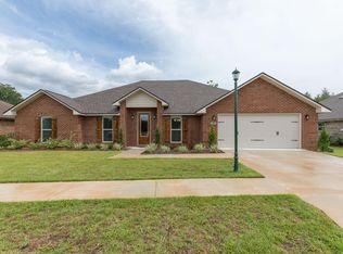4709 Chanson Xing, Crestview, FL 32539