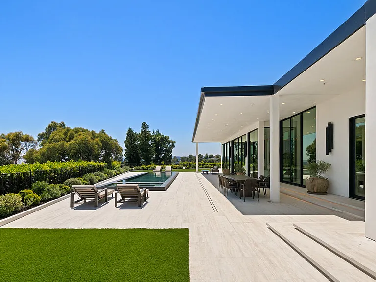 365 Trousdale Pl — Photo 57