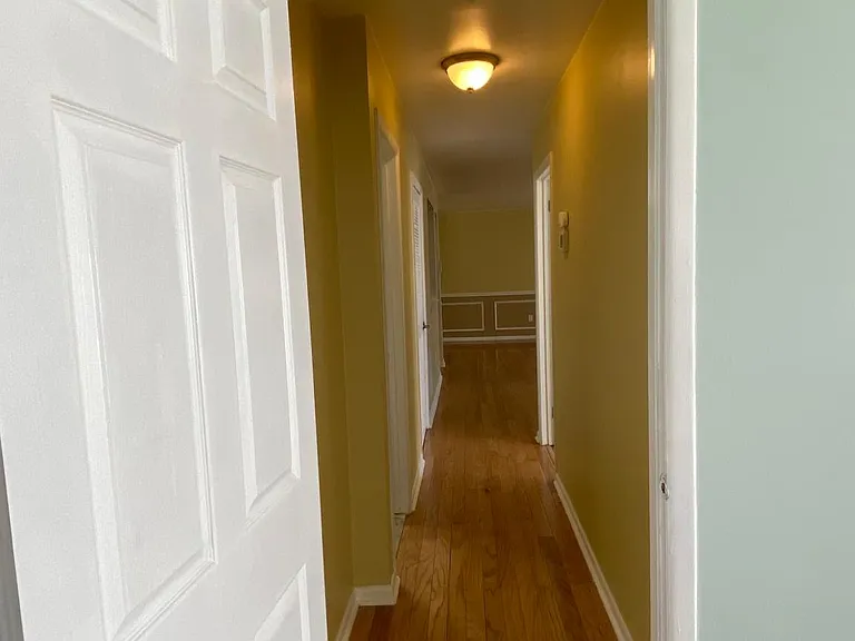 108 Lowell Ct — Photo 26