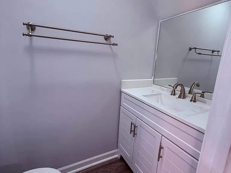 608 Stone St — Photo 11
