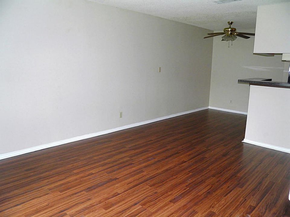 1st image of 2501 Gulf Frwy #256