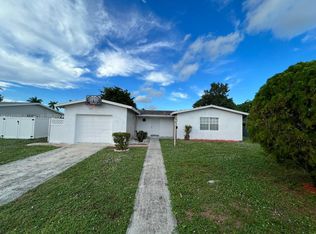 6841 SW 7th Pl, North Lauderdale, FL 33068