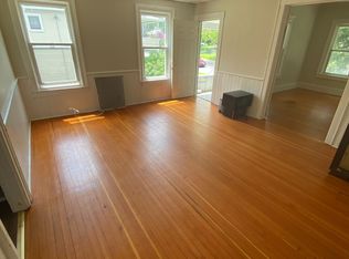 108 Broad St #11409060, Gloversville, NY 12078