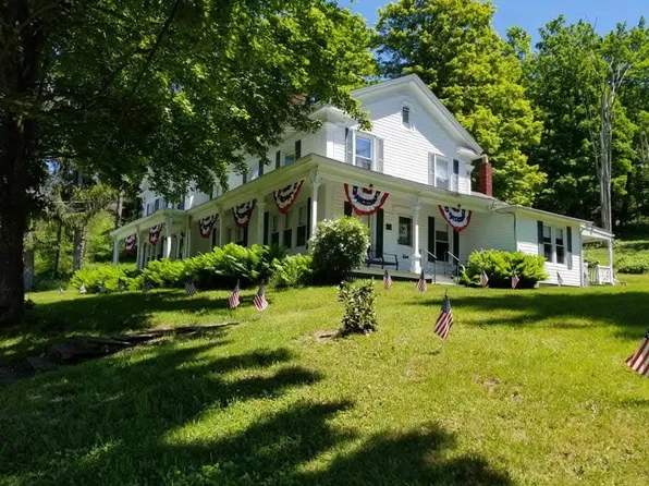 2026 State Route 2012, Clifford Township, PA 18421