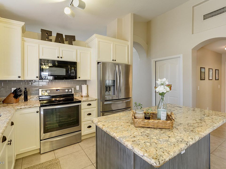 1st image of 1431 E Wahalla Ln