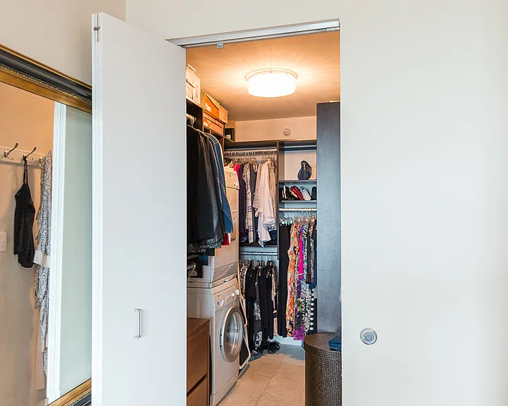 2 E Erie St #2906 — Photo 6
