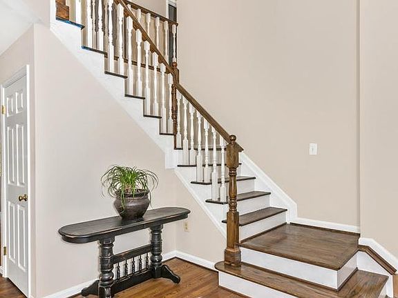 3rd image of 4136 Wistman Ln