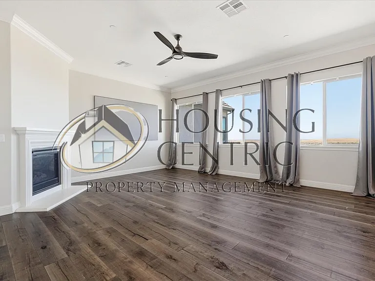 7242 Breaker Point Way — Photo 10
