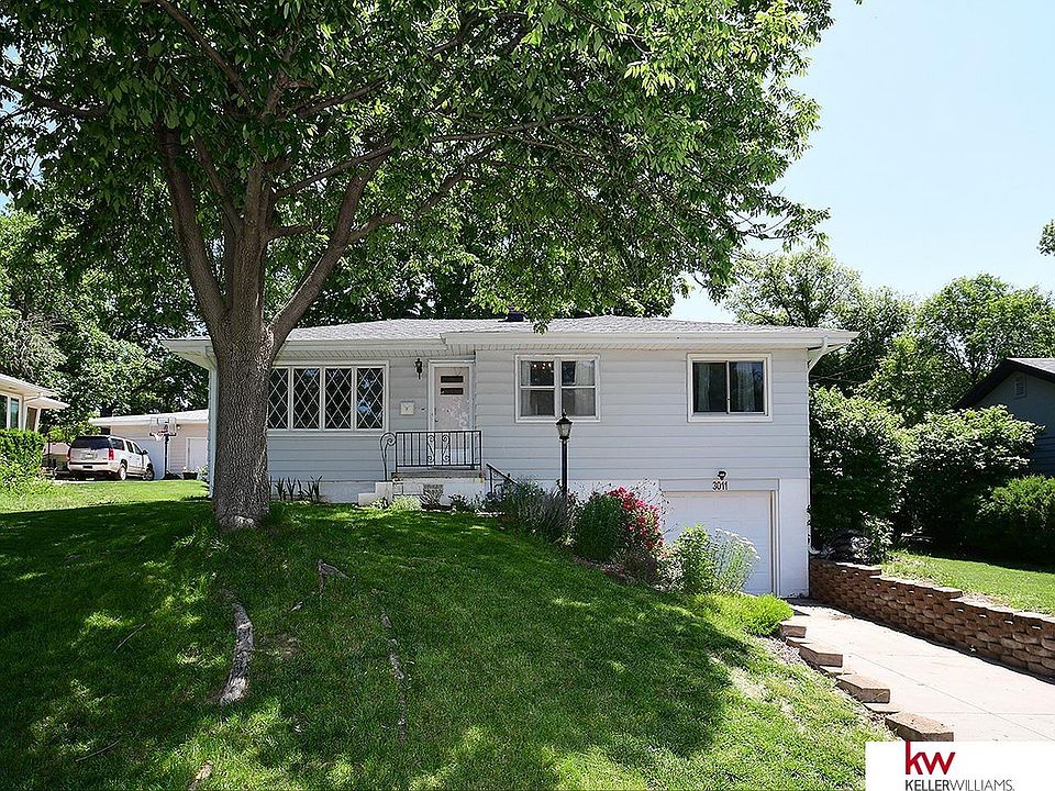 1st image of 3011 S 49th St
