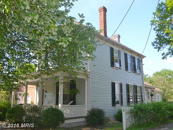 4th image of 1205 Charles St