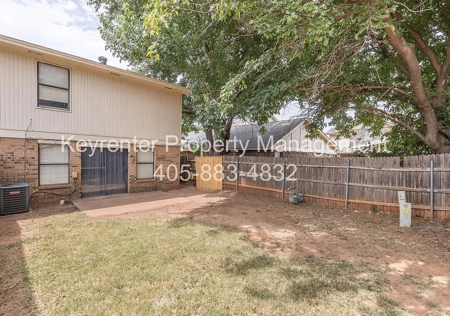 **25 Percent Off your First Month's Rent** Beautiful 2BD/2.5 BTH Home Right off of NW Expressway ... — Photo 4