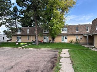 820 Hot Springs Ave #B, Cheyenne, WY 82001