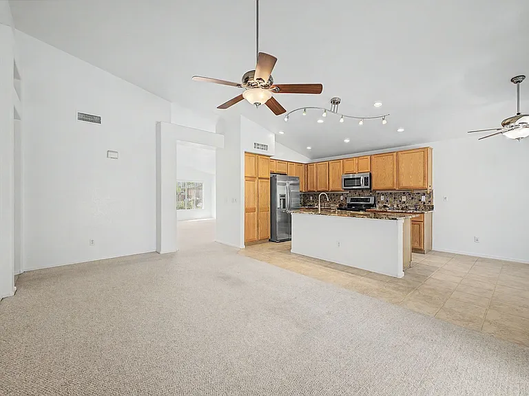 17807 N Juneberry Dr — Photo 12