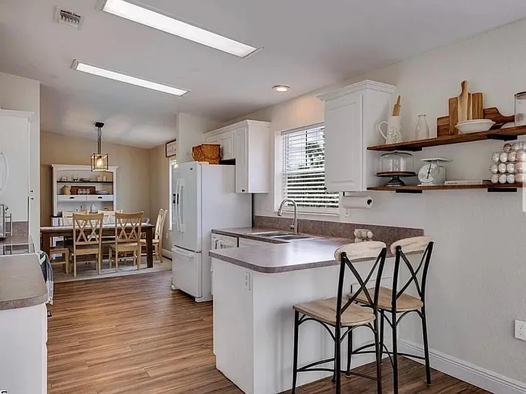 2010 S Montana Cir — Photo 7