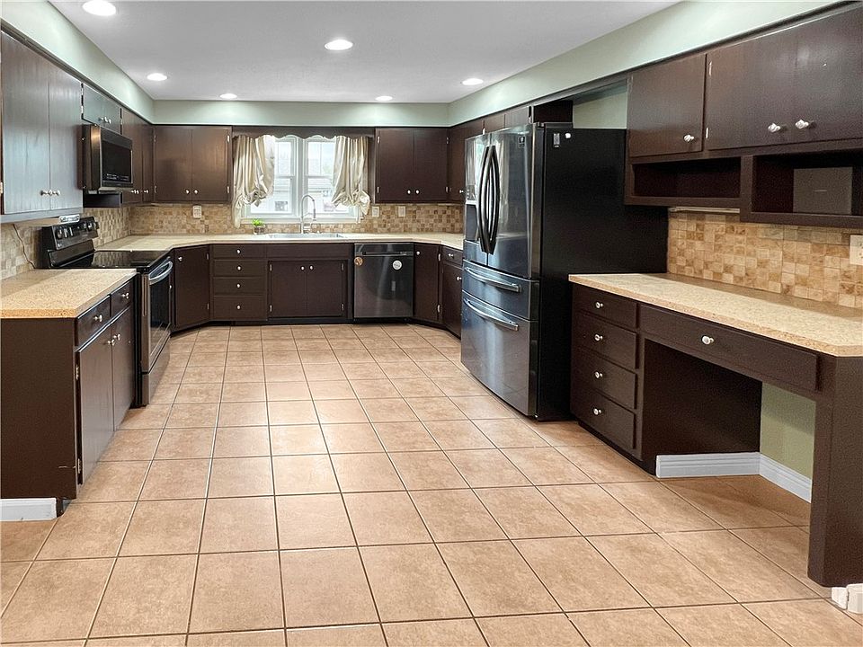 1000 Wabash Ave, Mattoon, IL 61938 Zillow
