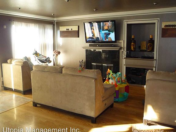 2nd image of 3116 Glancy Dr