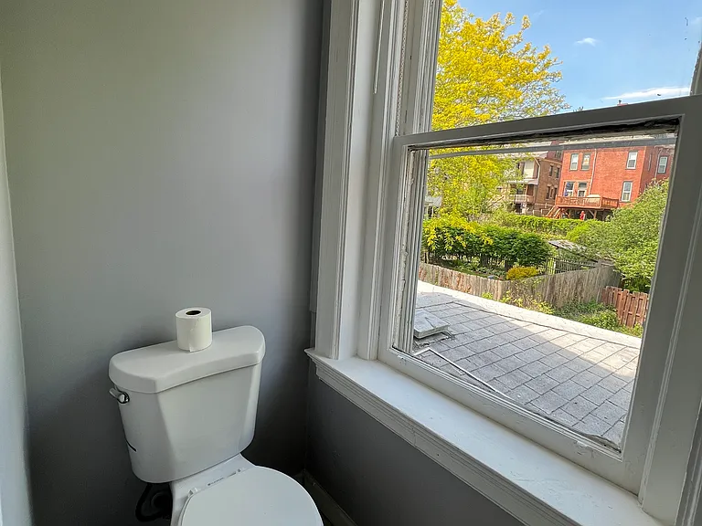 210 E End Ave #2A — Photo 6