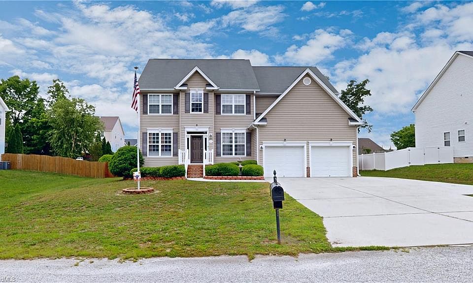 1st image of 222 Mahogany Dr
