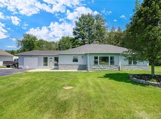 418 W Possum Rd, Springfield, OH 45506