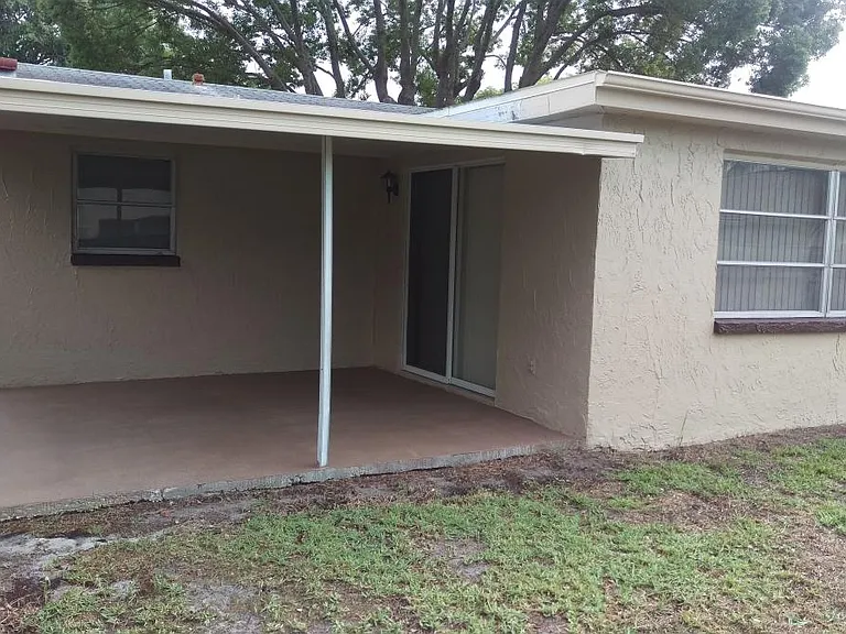 7010 Oakshire Dr — Photo 29