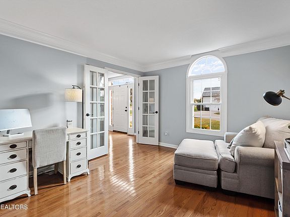 5th image of 3411 Meadow Top Ln