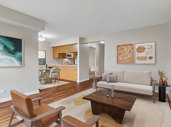4th image of 74 Commonwealth Ct APT 2