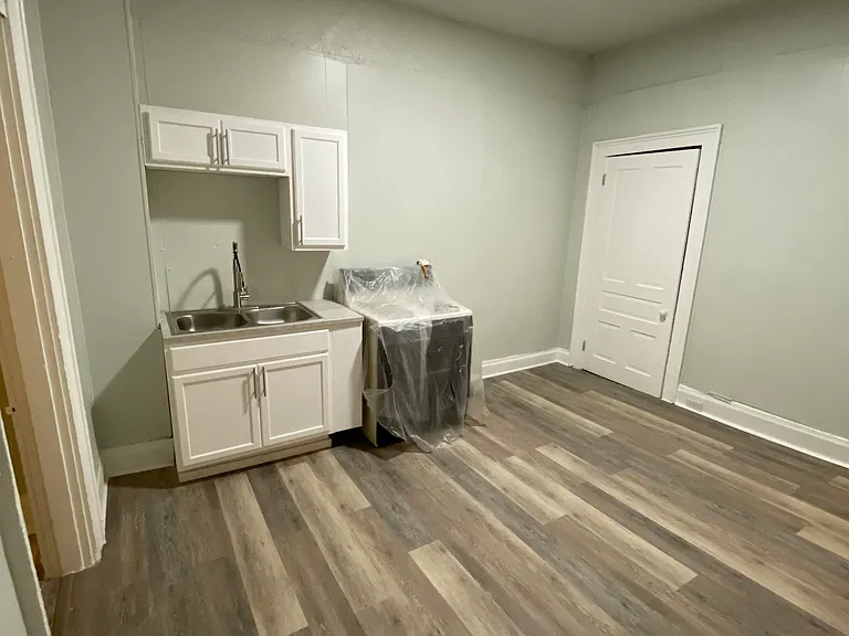 506 Maple St #1A — Photo 3