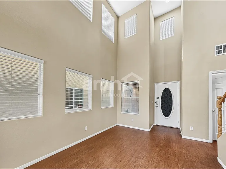 8350 Fort Hallock Ave — Photo 9