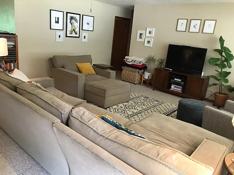 307 Forest Dr — Photo 2