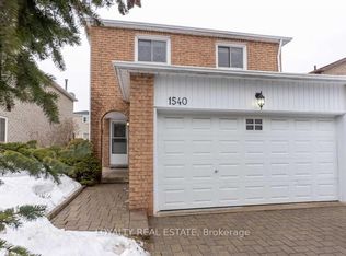 1540 Marshcourt Dr, Pickering, ON L1V 6C6