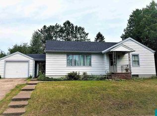525 1st St, Moose Lake, MN 55767