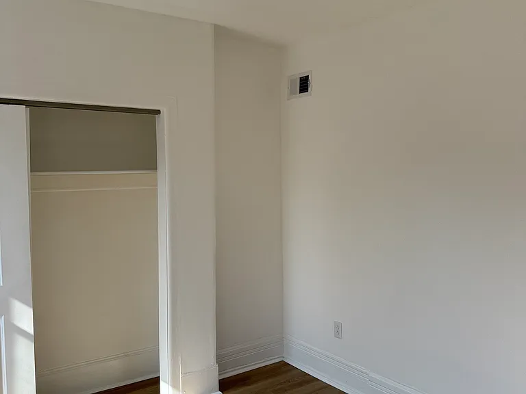 2235 N Van Pelt St — Photo 32