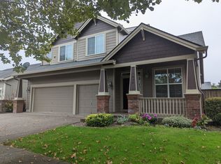 1074 Heathrow Dr, Eugene, OR 97402