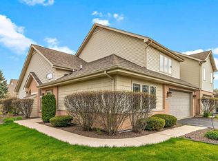 10027 Gettler St, Dyer, IN 46311
