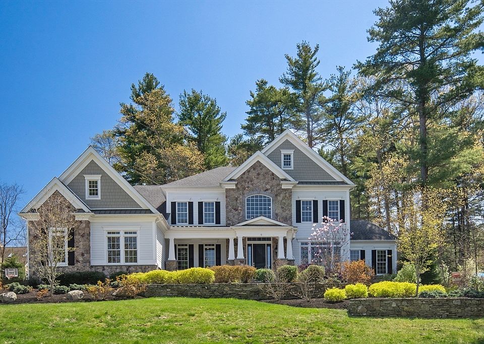 1st image of 9 Schaffner Ln