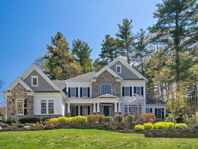 9 Schaffner Ln, Dover, MA, 02030