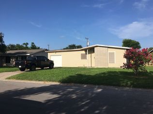 1608 Crosby St, Portland, TX 78374