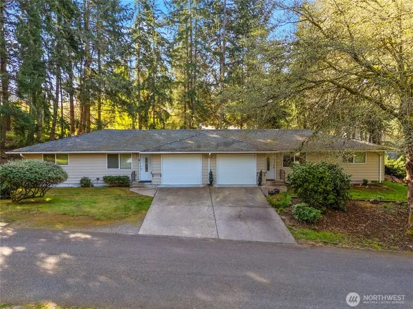 8202 8204 38th Street Ct W, University Place, WA 98466